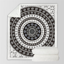Load image into Gallery viewer, Paisley Mandala Sherpa Fleece Velvet Plush Blanket