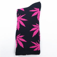 Load image into Gallery viewer, Cotton Marijuana Leaf long Crew Sock