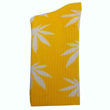Load image into Gallery viewer, Cotton Marijuana Leaf long Crew Sock